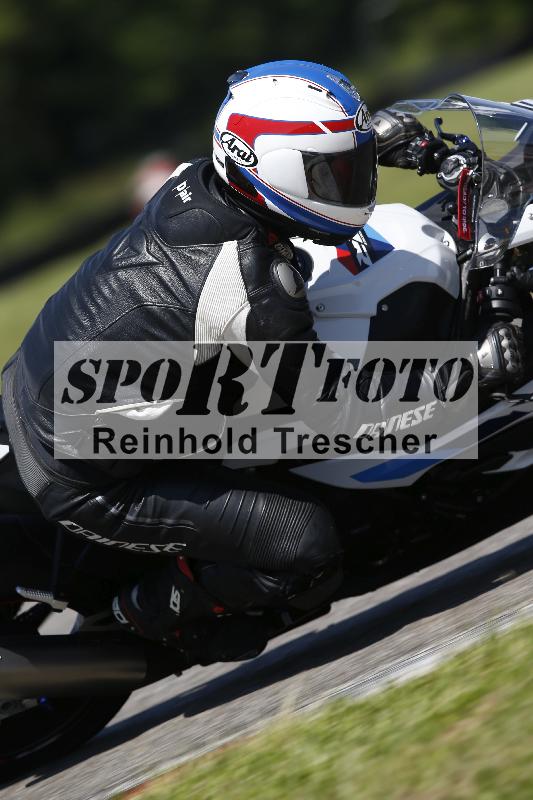 /Archiv-2024/29 12.06.2024 MOTO.CH Track Day ADR/Gruppe gelb/72